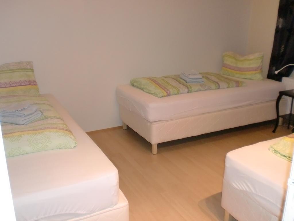 Guesthouse Tilraun Blonduos Oda fotoğraf